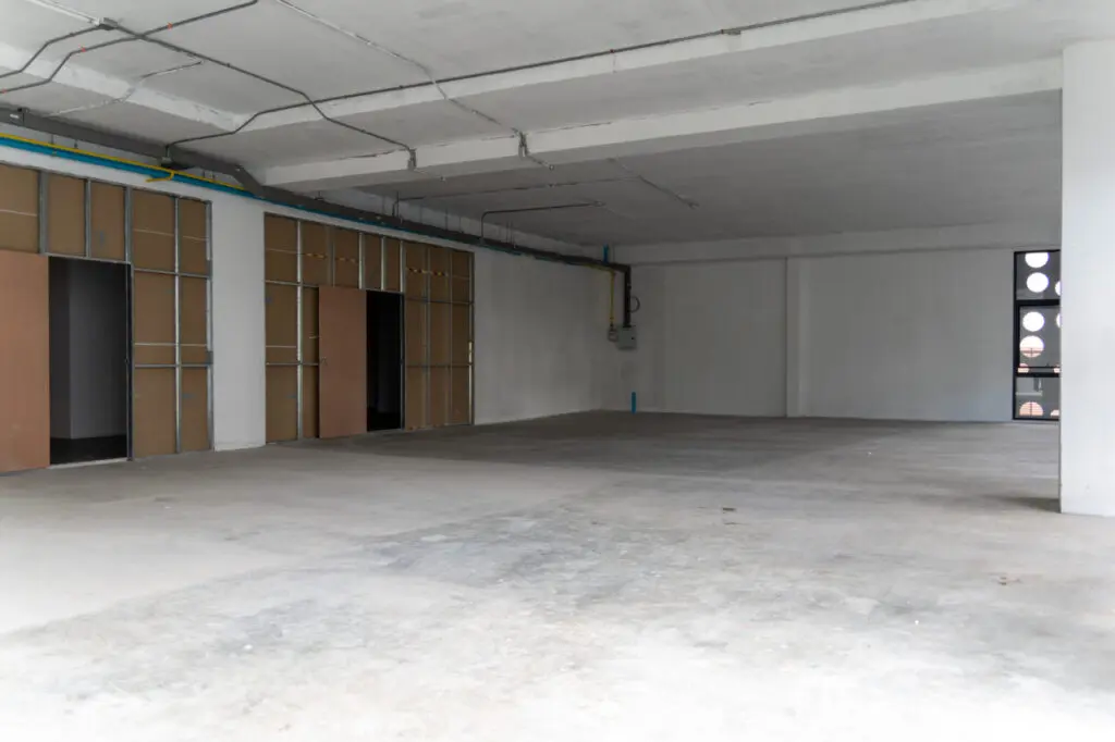 Thonglor One Asan Building facility