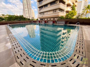 Adelphi Grande 41 facility