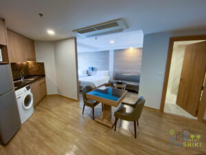 Adelphi Grande 41 for studio room