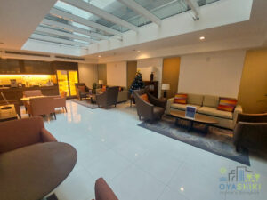 Oakwood Residence Sukhumvit 24 facility