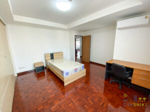 Prompong Mansion 39 for 3 bed room