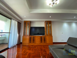 Prompong Mansion 39 for 3 bed room
