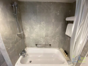 Shama Lakeview Asoke 16 for studio room