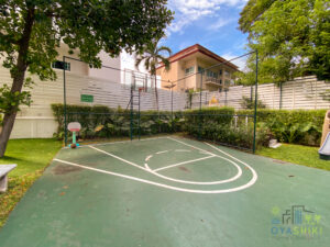 U&I Mansion facility