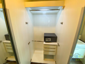 Upper Suites Sukhumvit 23 for 2 bed room