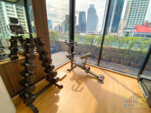 Upper Suites Sukhumvit 23 facility